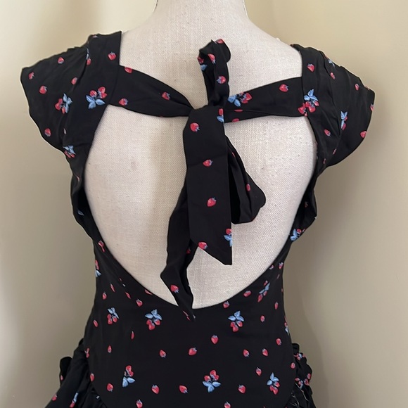 NWOT URBAN OUTFITTERS Kimchi Blue Waverly Mini Romper - Picture 11 of 13